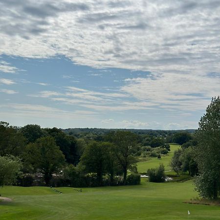London Beach Country Hotel & Golf Club Tenterden Eksteriør billede
