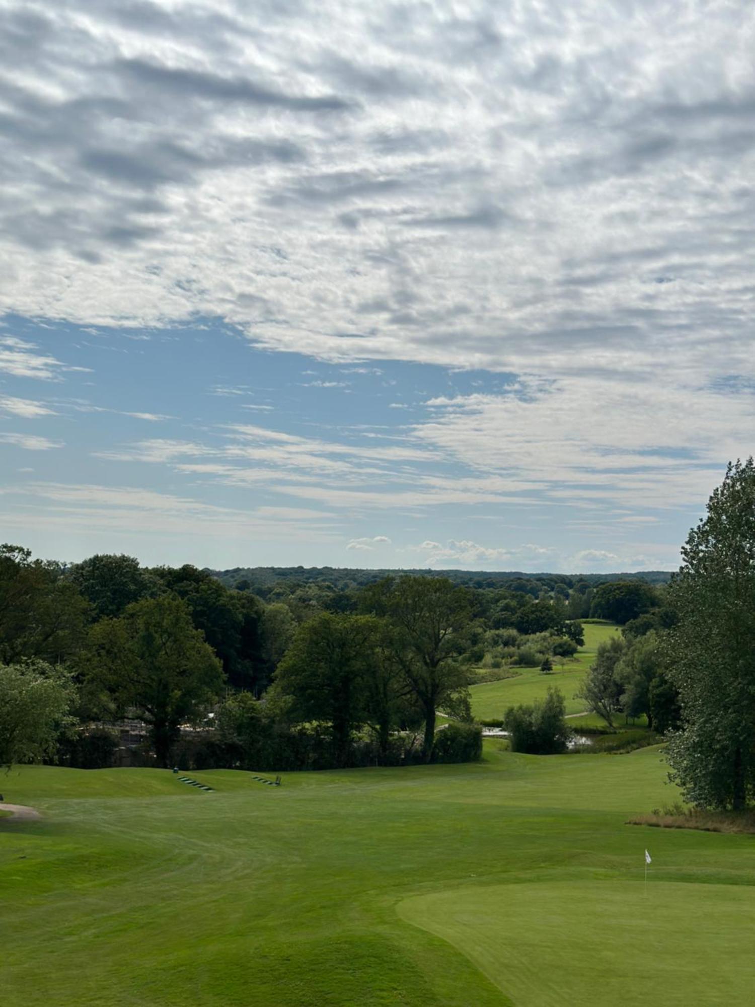 London Beach Country Hotel & Golf Club Tenterden Eksteriør billede