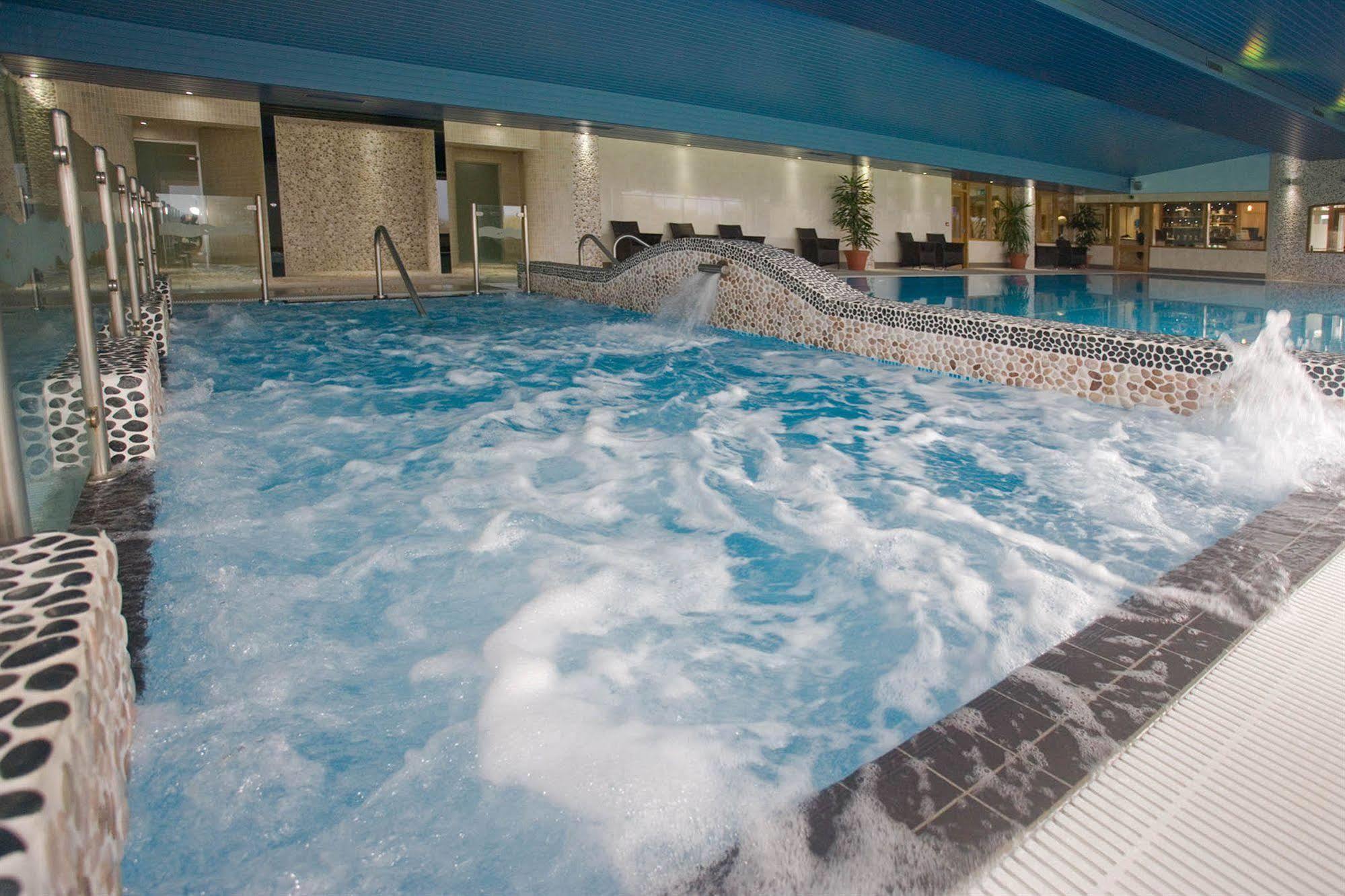London Beach Country Hotel & Golf Club Tenterden Eksteriør billede