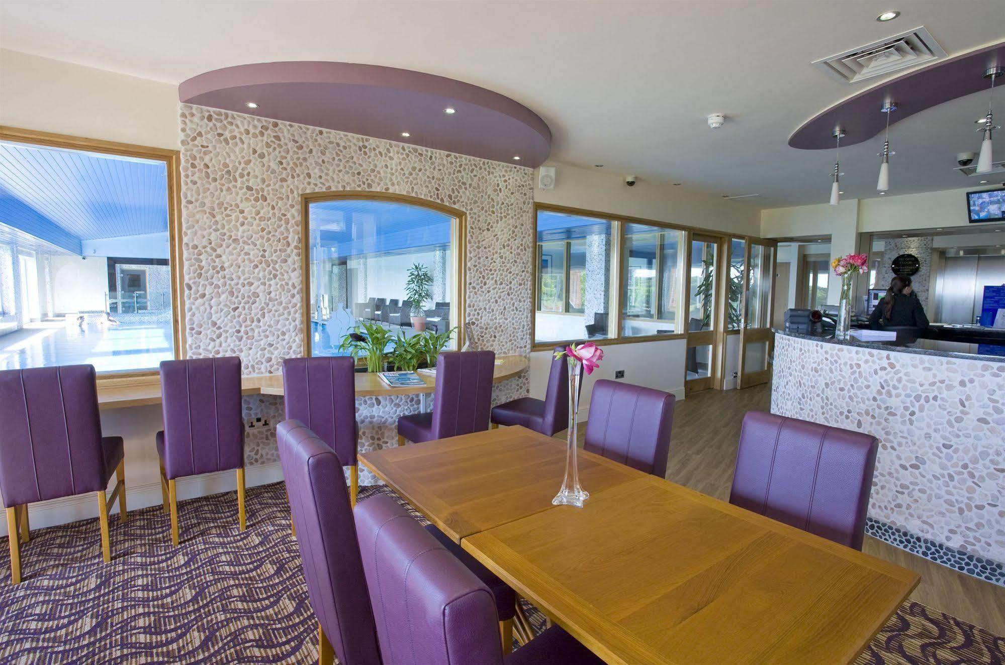 London Beach Country Hotel & Golf Club Tenterden Eksteriør billede
